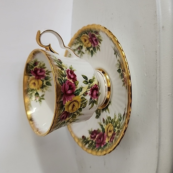 Royal Windsor Teacup and Saucer, excellent vintage condition - Picture 4 of 8